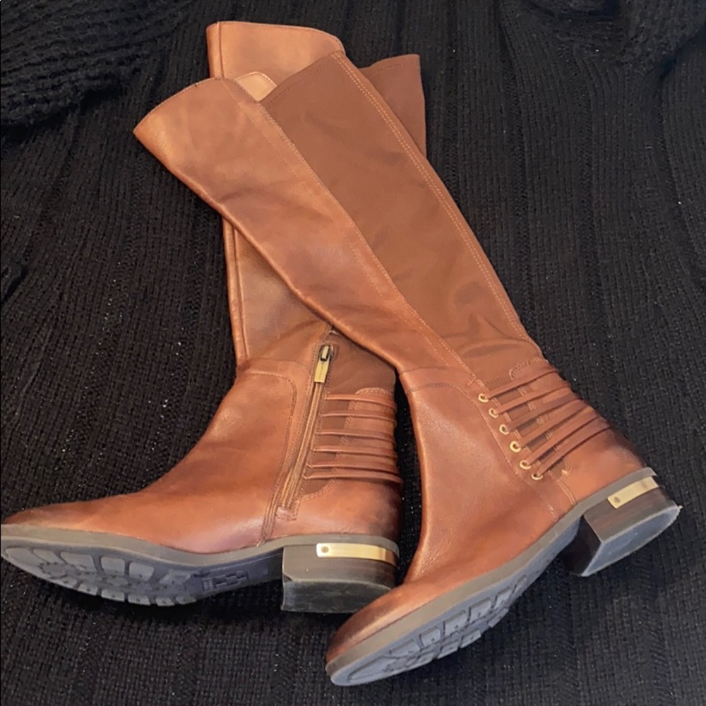 ⭐️⭐️Vince Camuto Boots!! ⭐️⭐️